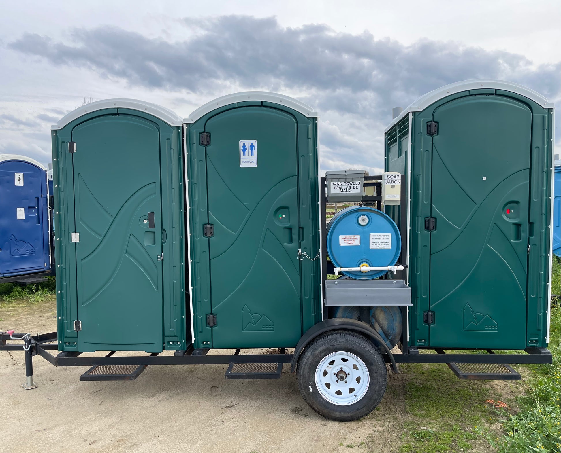 Tripple Portable Toilet – Sunrise Tool Supplies